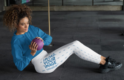 Sports Leggings Mockup of a Woman Doing Abs Workout
